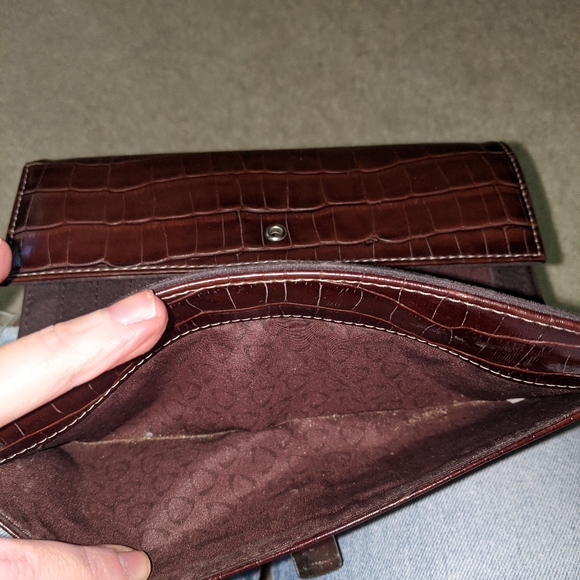 Liz claiborne wallet - Picture 2 of 15